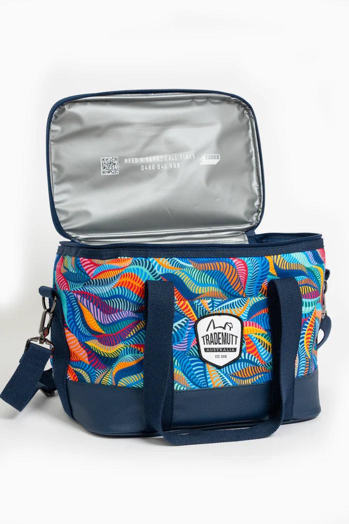 TRADEMUTT- SNAZZY LUNCH PURSE - City N Country