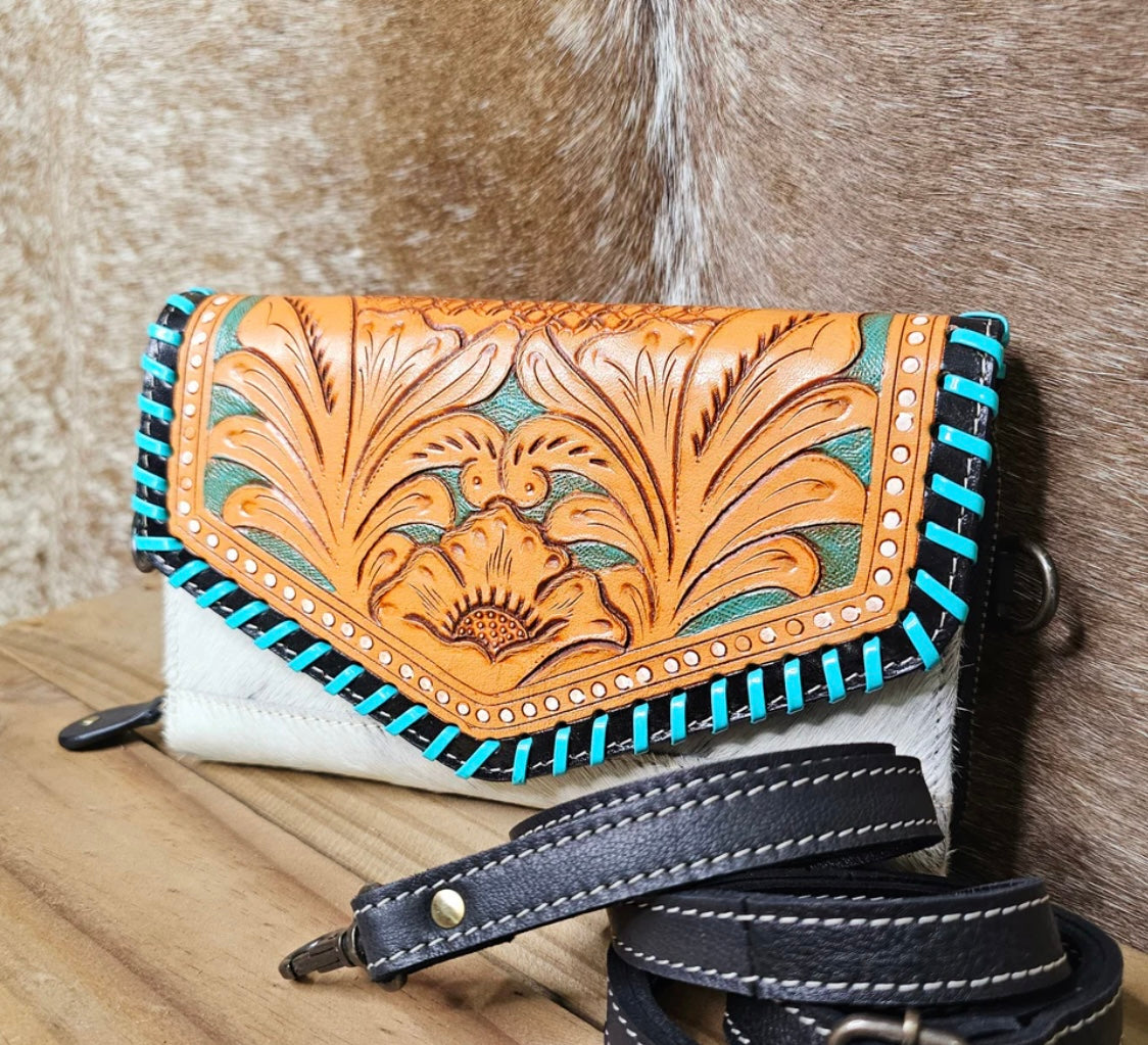 Bushfire Road - Handbag - Paige Clutch Crossbody