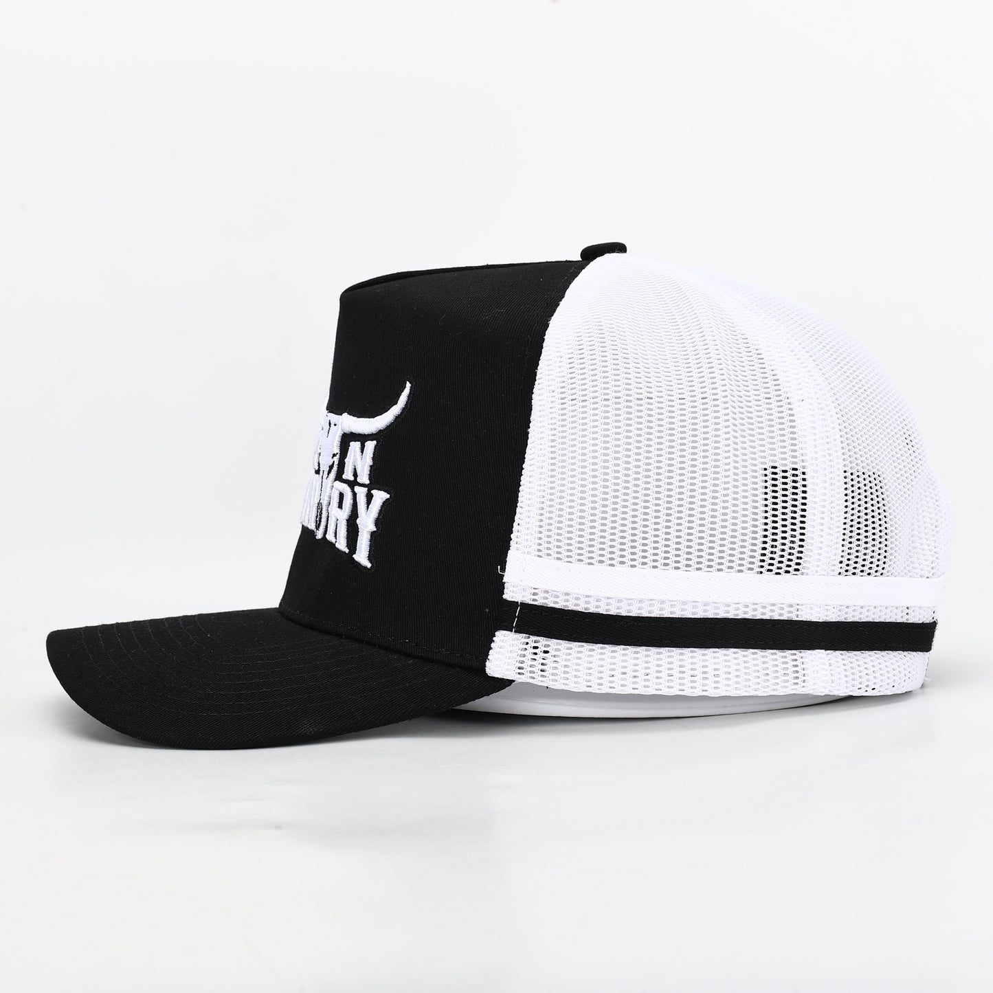 City N Country - CNC - Cap - 3D Classic - Black and White