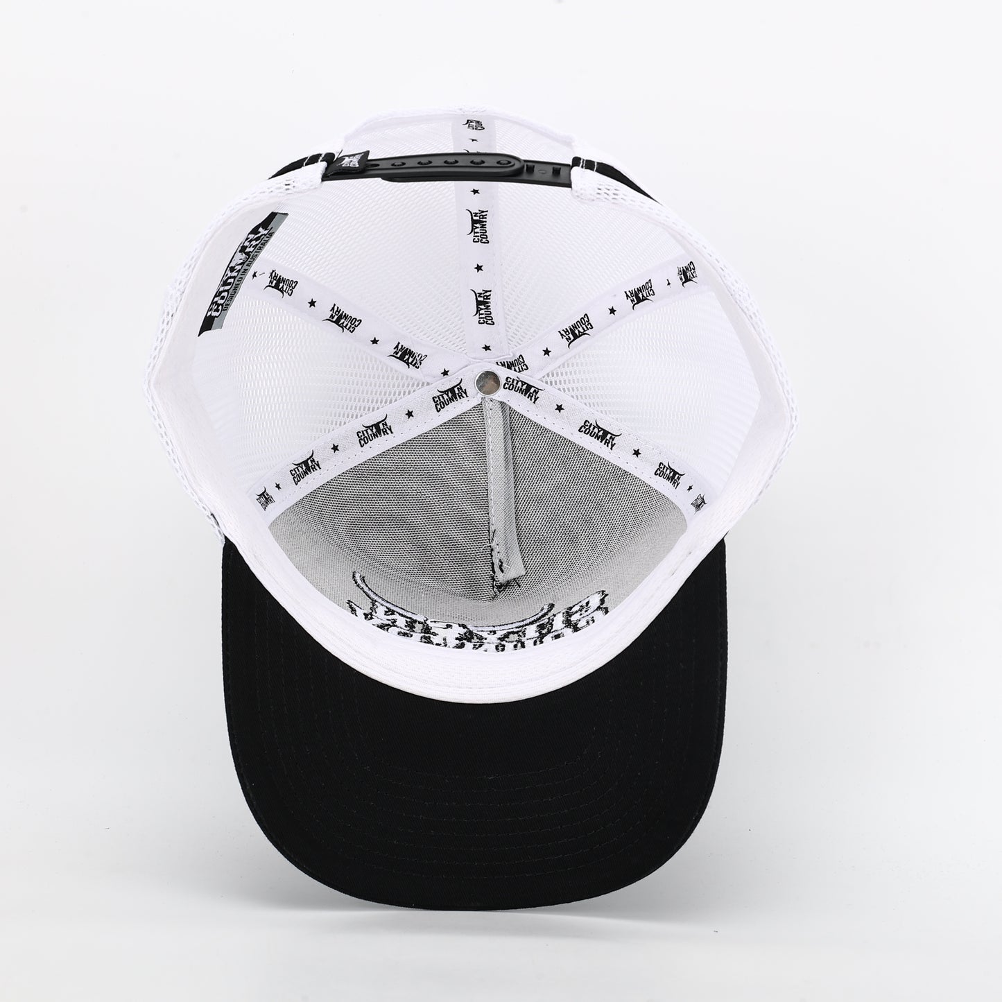City N Country - CNC - Cap - 3D Classic - Black and White