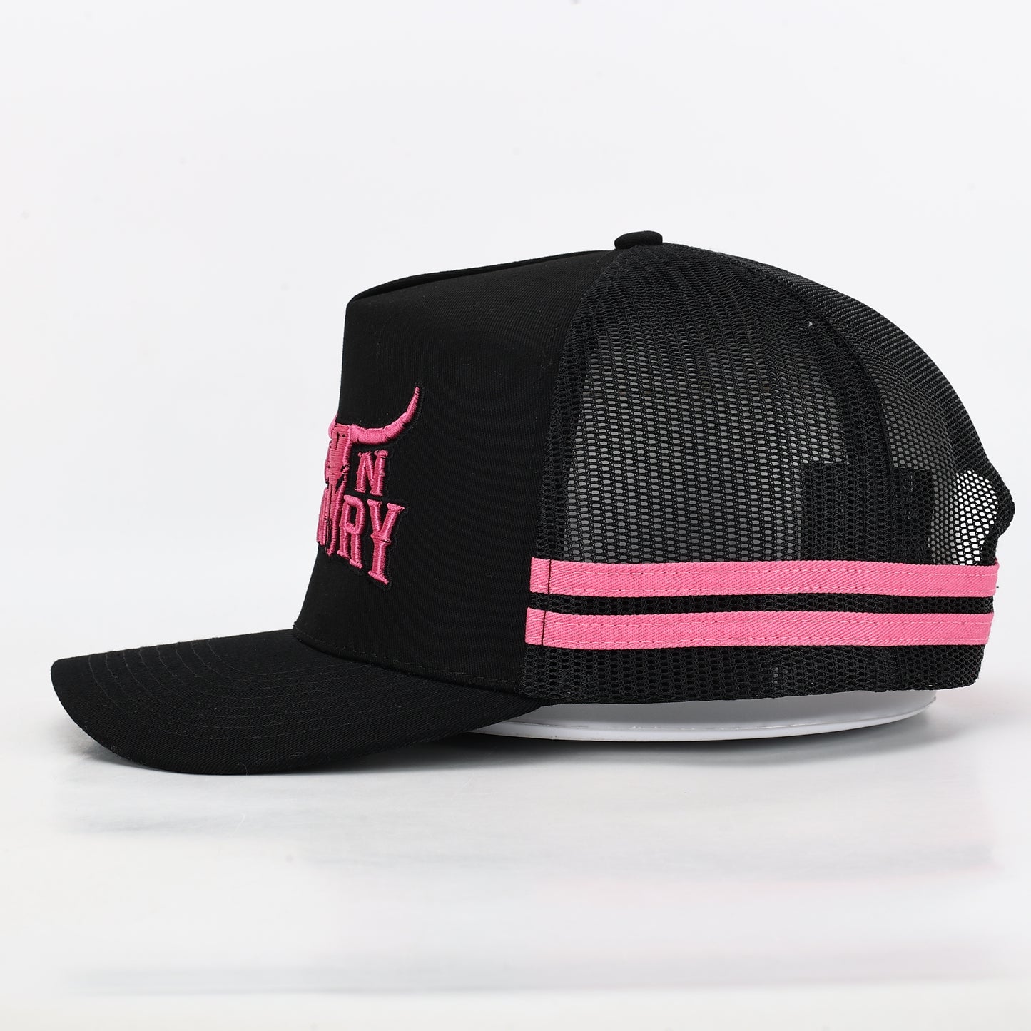 City N Country - CNC - Cap - 3D Classic - Black and Pink