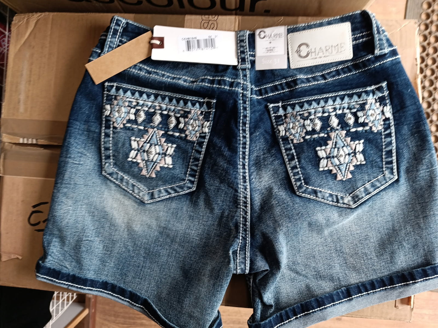 Grace in La - Denim - Womens - Embroidered Pink And Blue Short - CEH61846