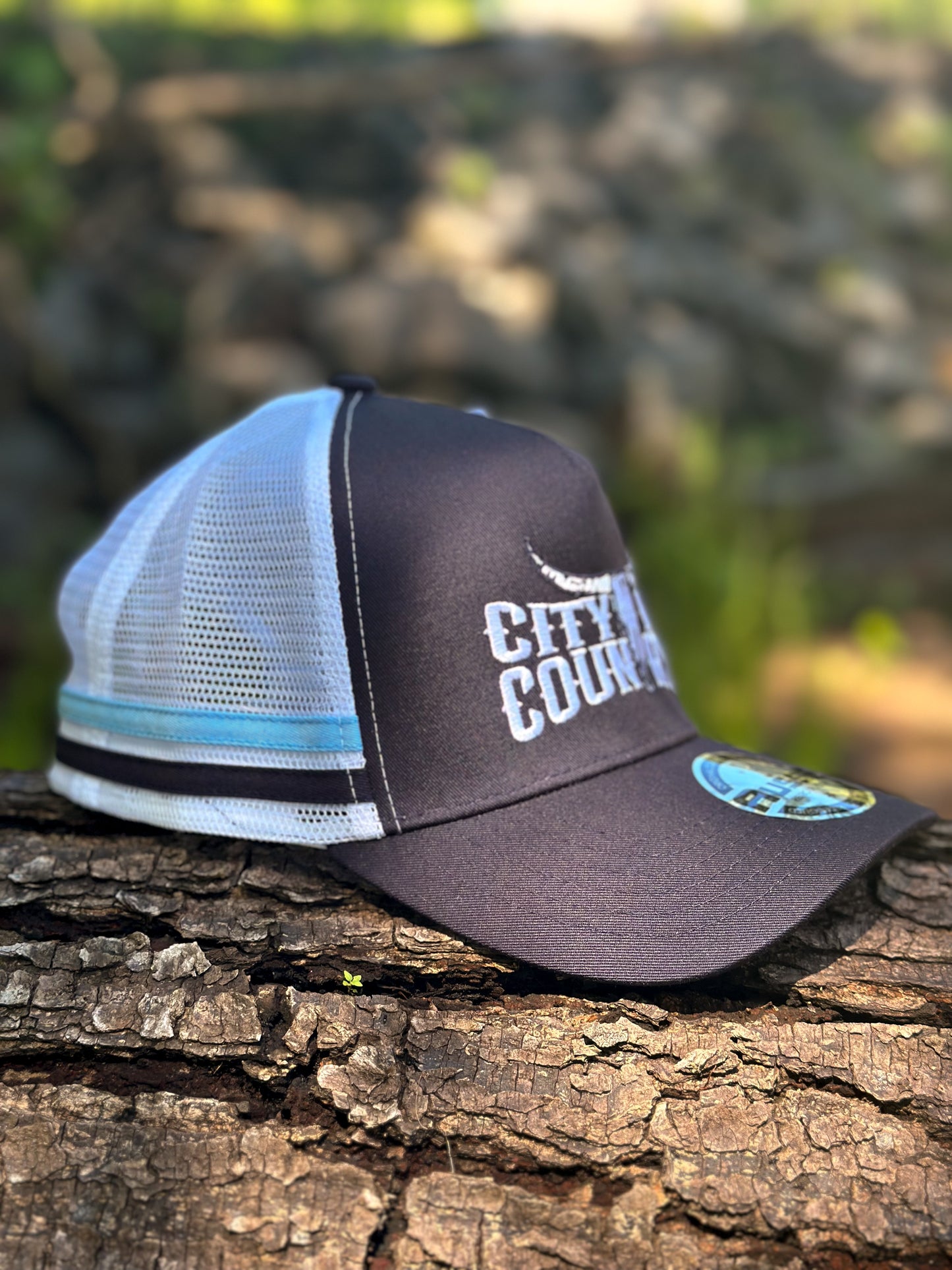 City N Country Cap - Navy/White/Sky